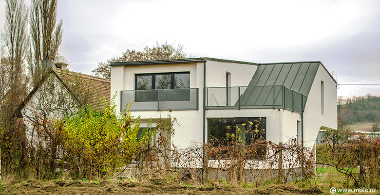 Oizo modern house